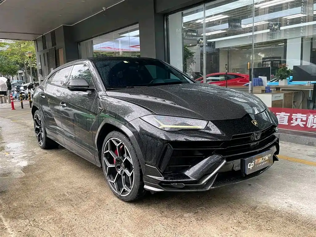 Lamborghini Urus 2019 — фото 3