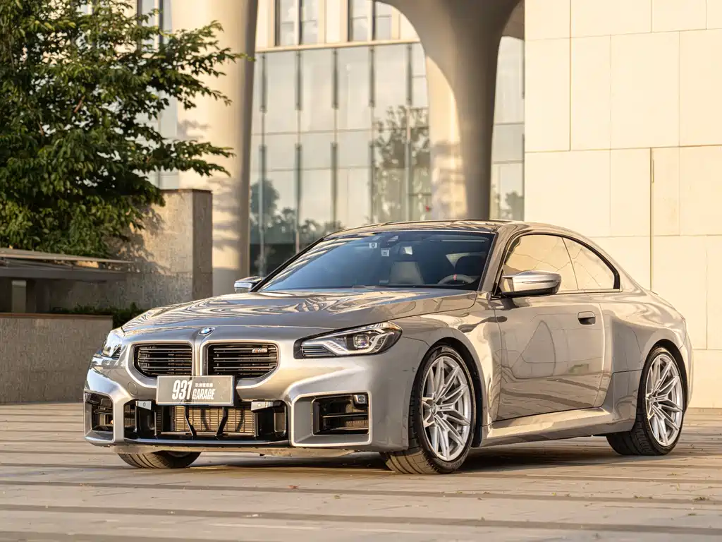 BMW M2 2025 — фото 1