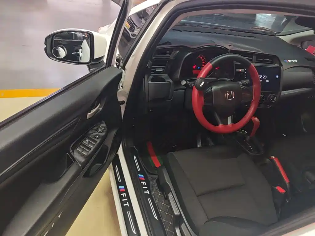 Honda Fit 2019 — фото 16