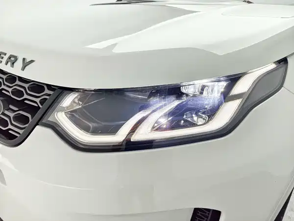 Land Rover Discovery Sport 2021