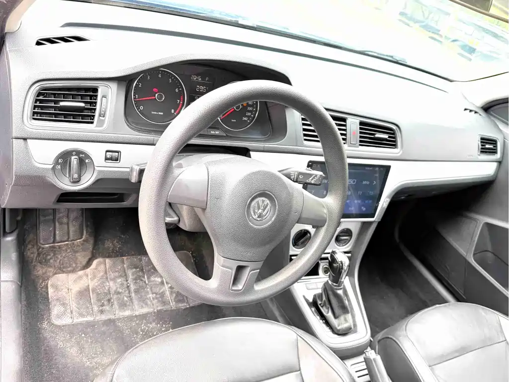 Volkswagen Gran Lavida 2015 — фото 10
