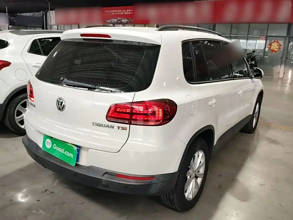 Volkswagen Tiguan 2015 — фото 7