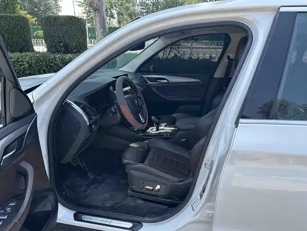 BMW iX3 2021