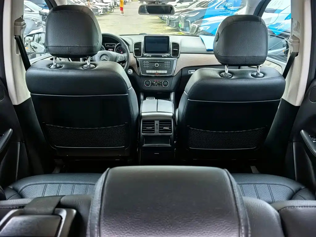 Mercedes-Benz GLE 2016 — фото 17