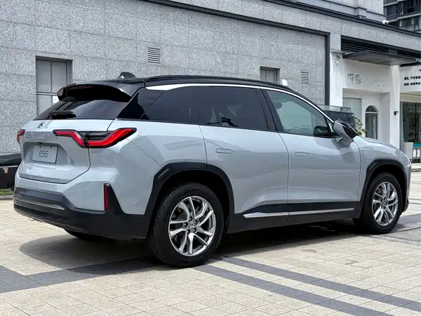 NIO ES6 2020