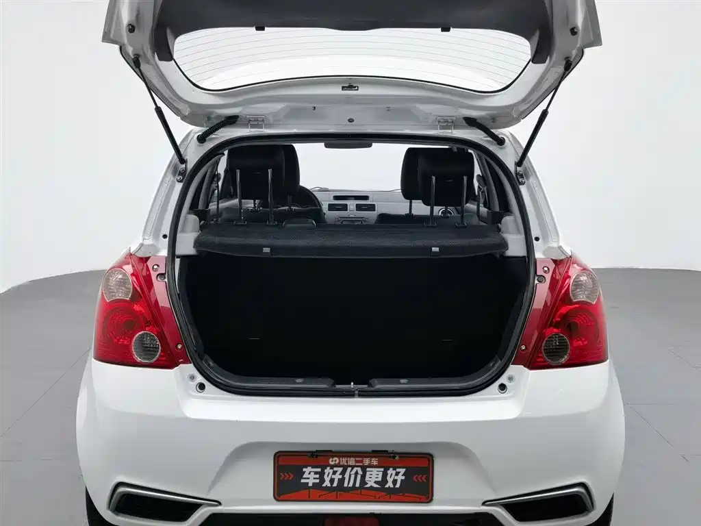 Suzuki Swift 2018 — фото 16