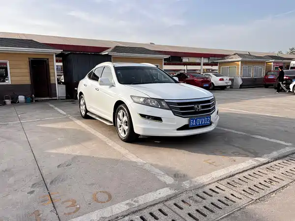 Honda Crosstour 2012