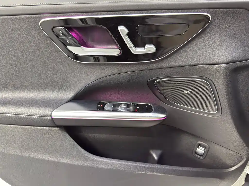 Mercedes-Benz C-Class 2022 — фото 17