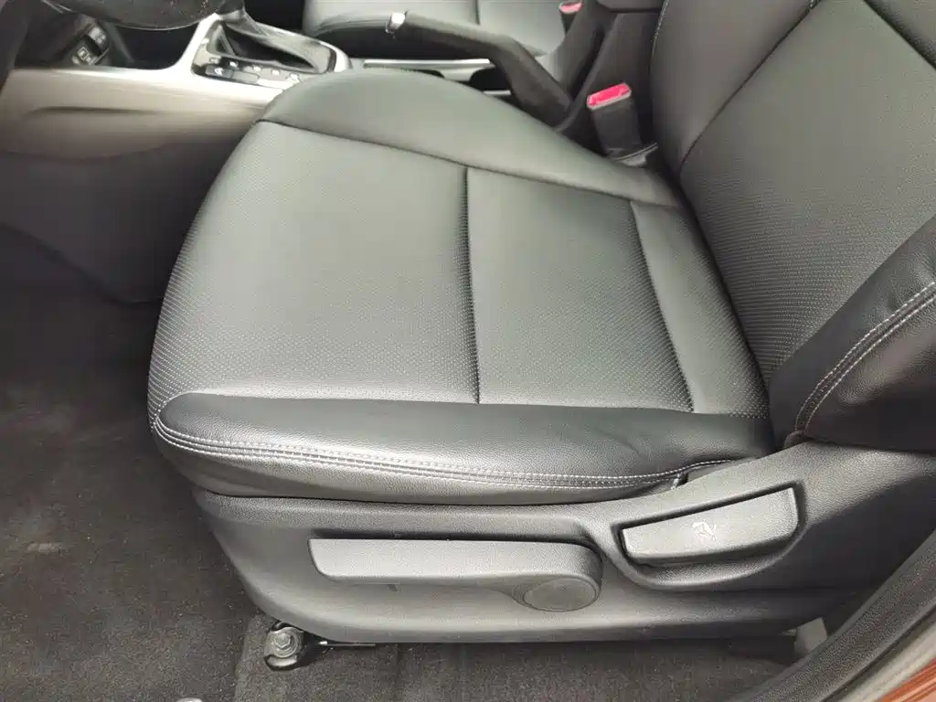 Kia KX3 2015 — фото 20