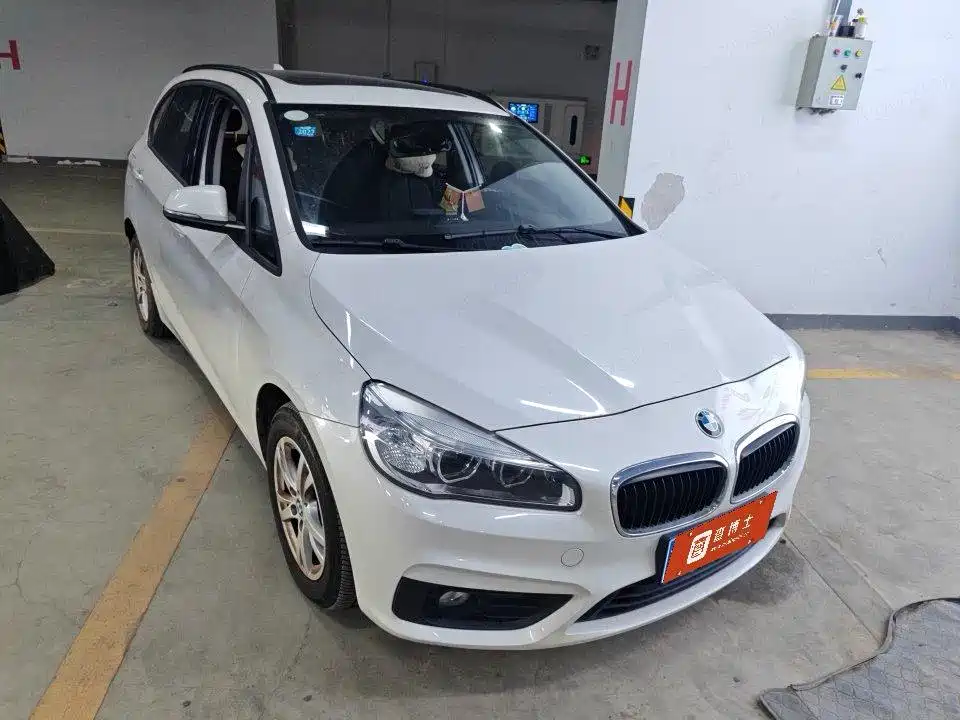 BMW 2 Series Active Tourer 2018 — фото 2