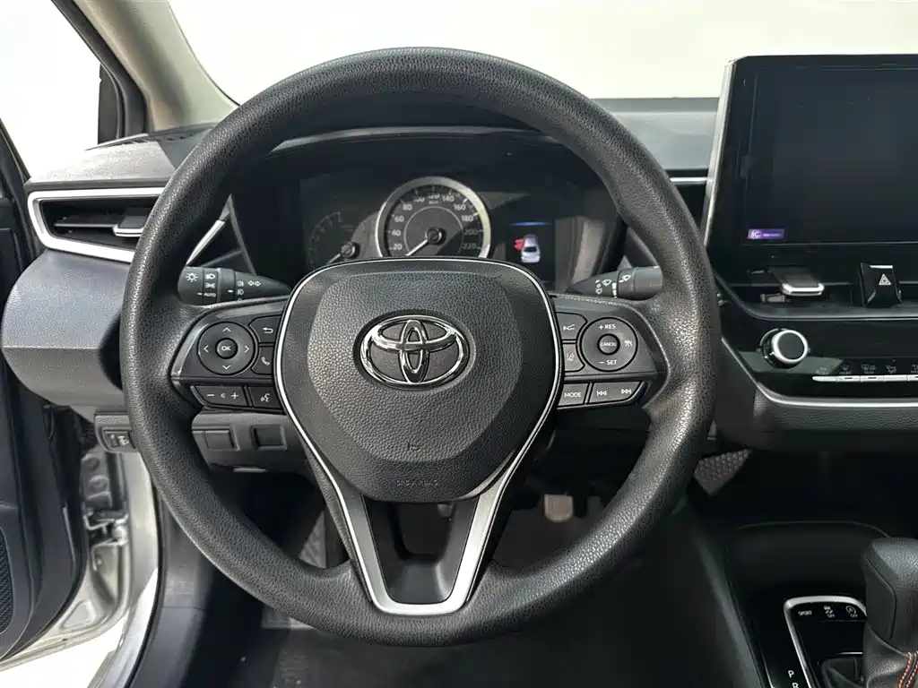 Toyota Corolla 2023 — фото 21