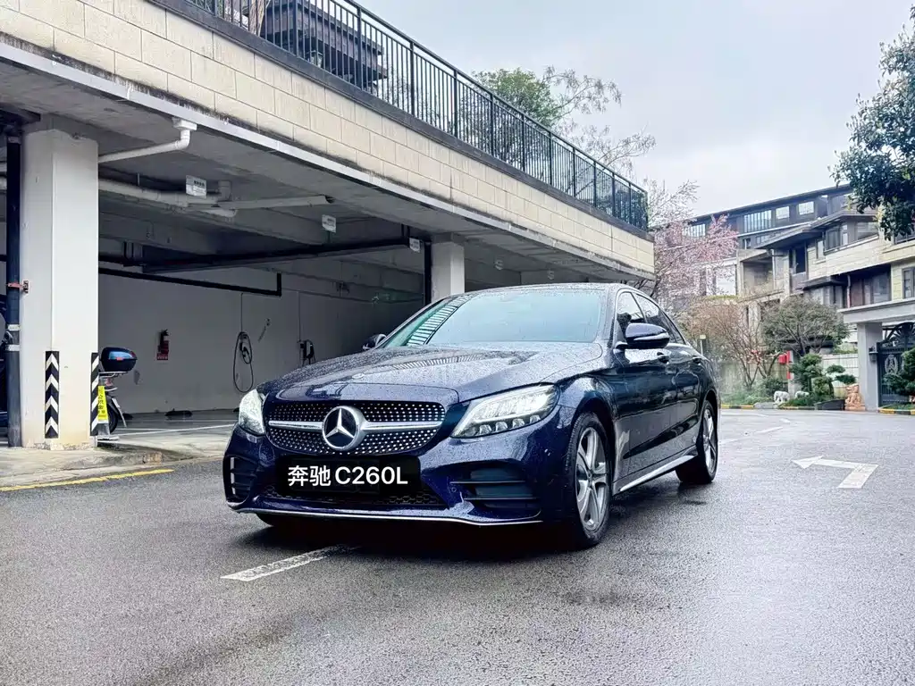 Mercedes-Benz C-Class 2019 — фото 2
