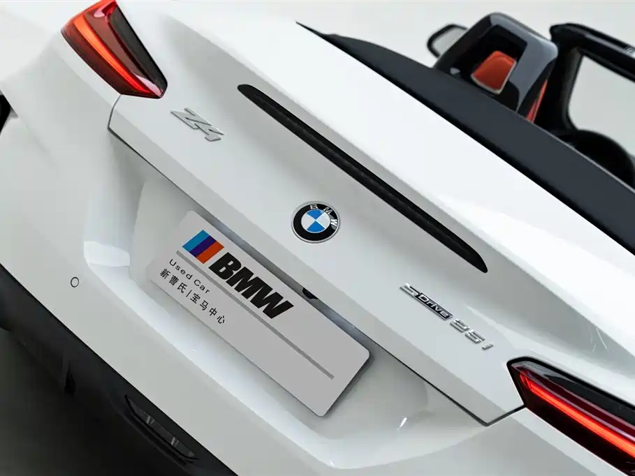BMW Z4 2023 — фото 7