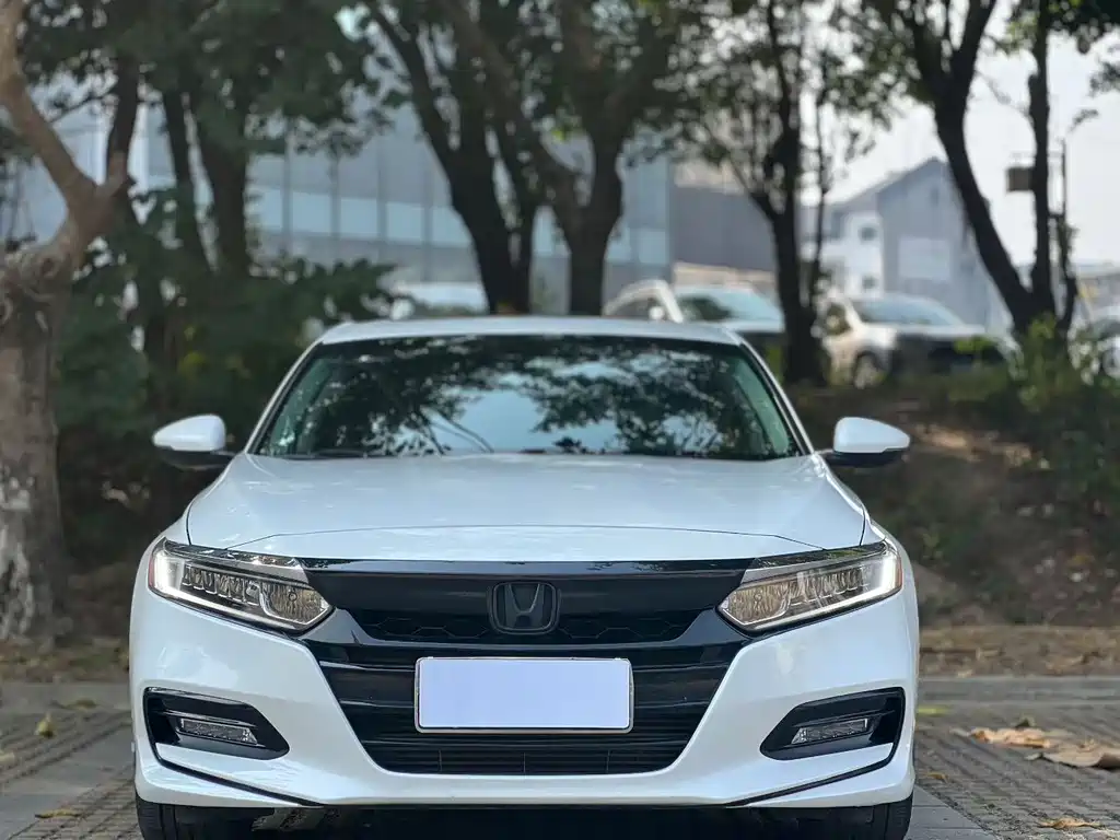 Honda Accord 2020 — фото 2