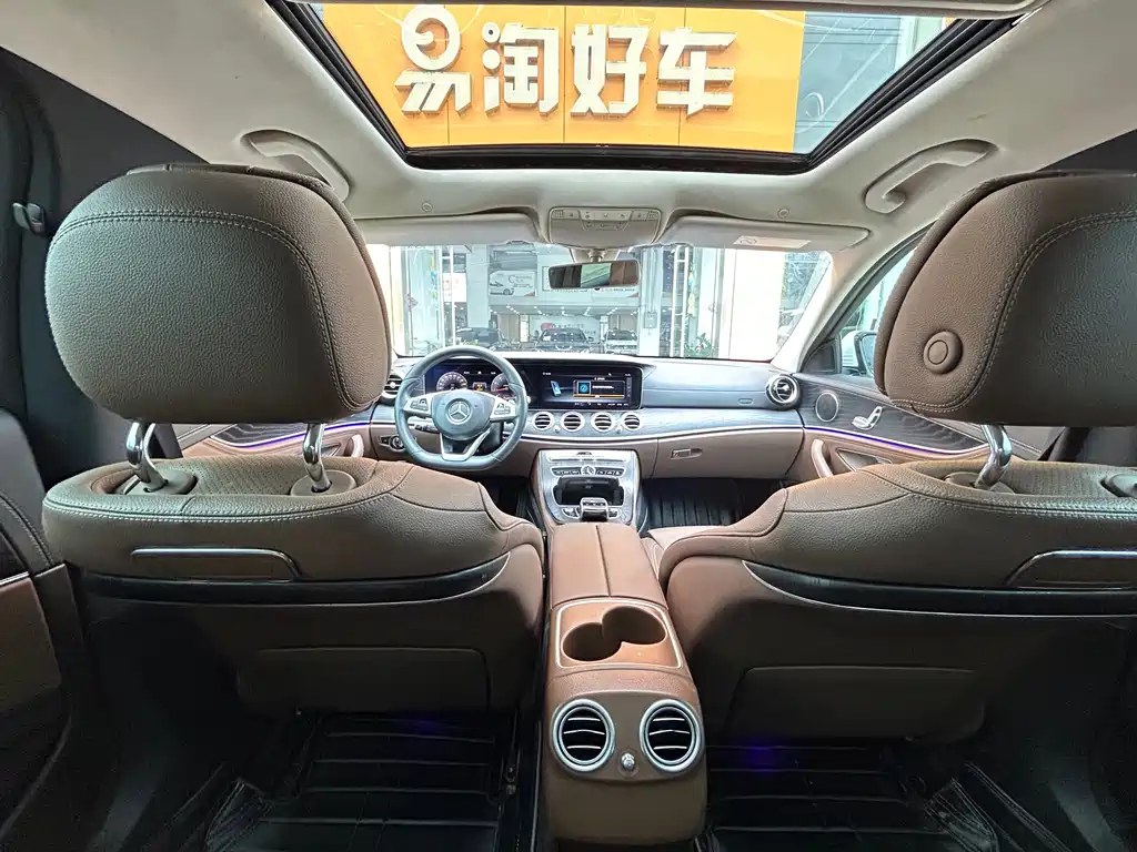 Mercedes-Benz E-Class 2018 — фото 17