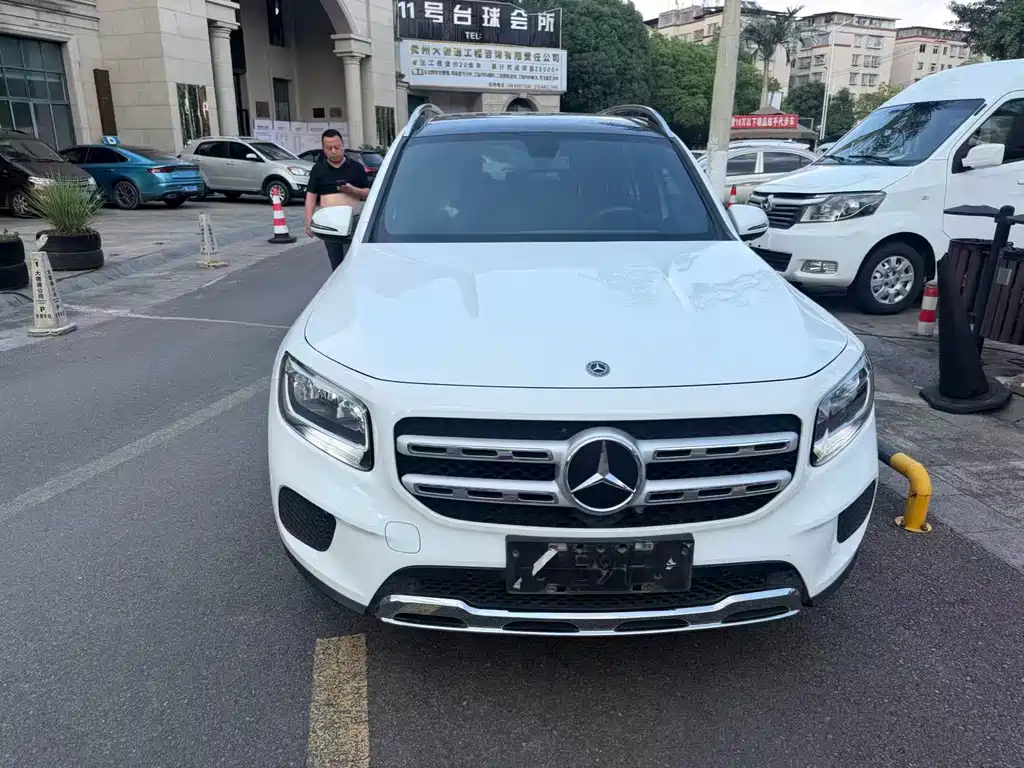 Mercedes-Benz GLB 2020