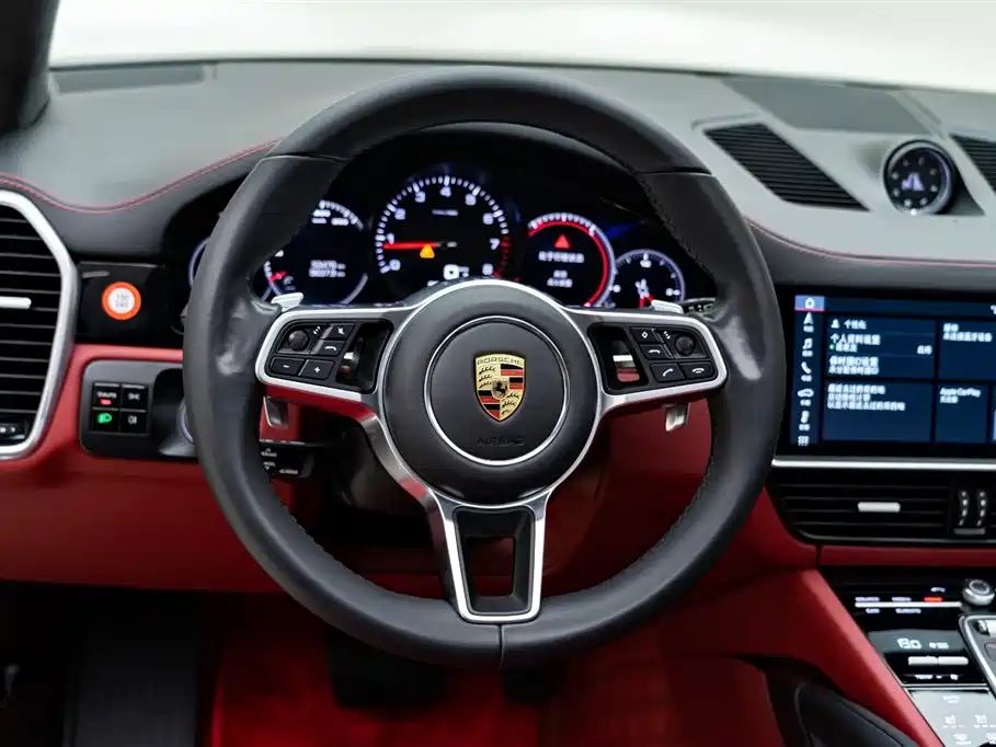 Porsche Cayenne 2020 — фото 15