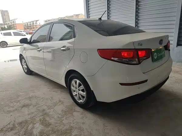 Kia K2 2016