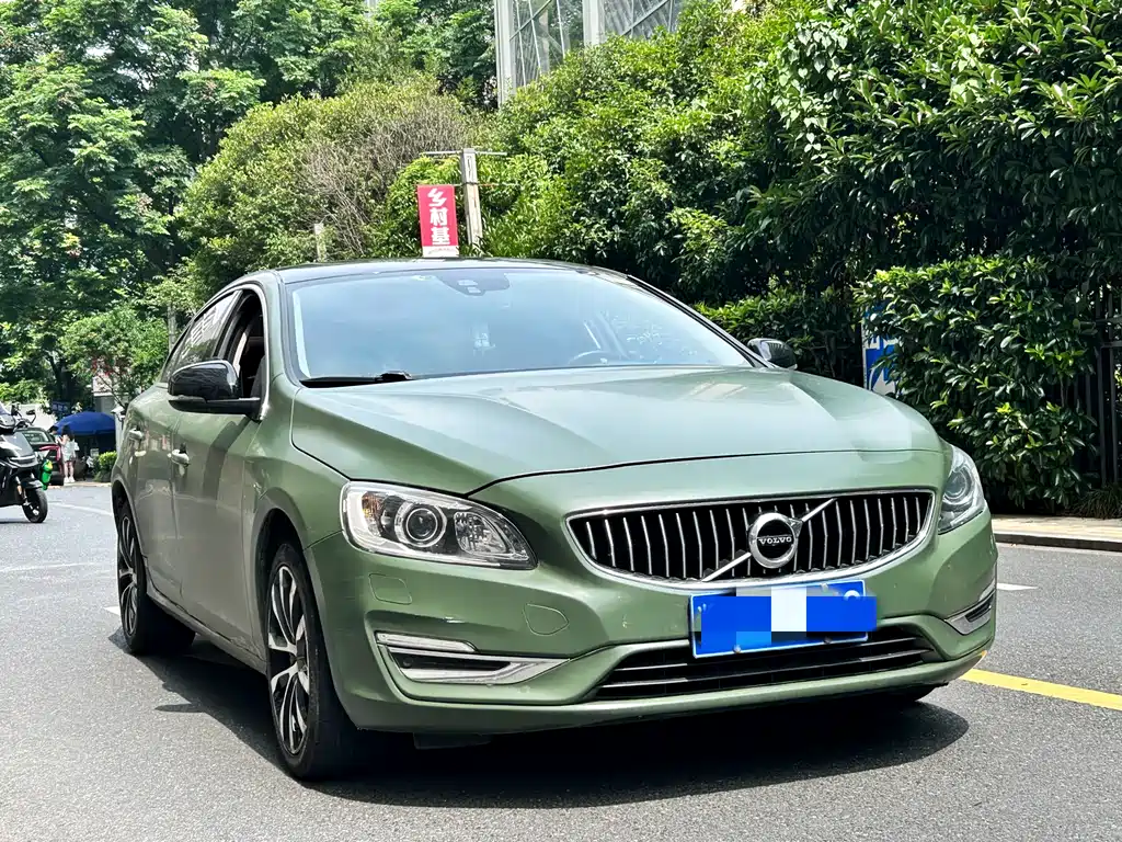 Volvo S60 2018 — фото 3