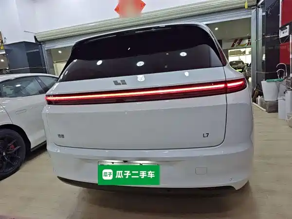 Li Auto L7 2023