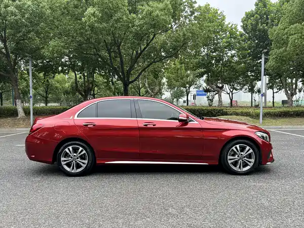 Mercedes-Benz C-Class 2018