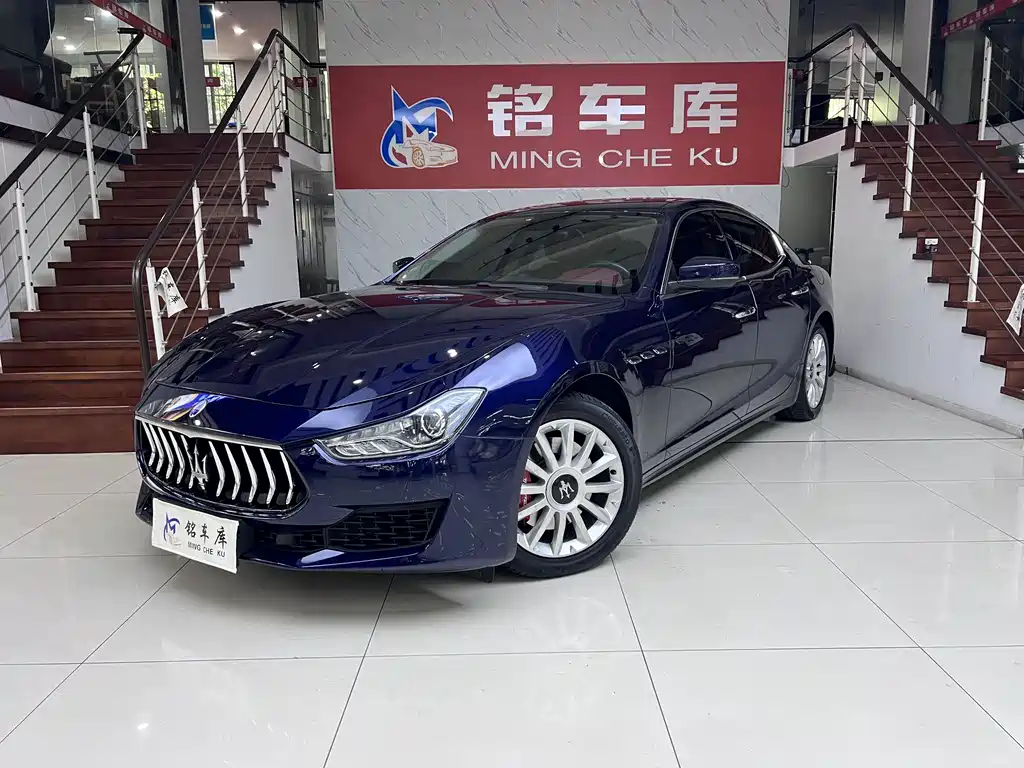 Maserati Ghibli 2021 — фото 1