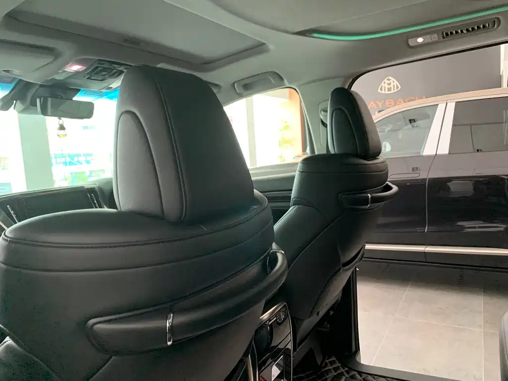 Toyota Alphard 2019 — фото 16