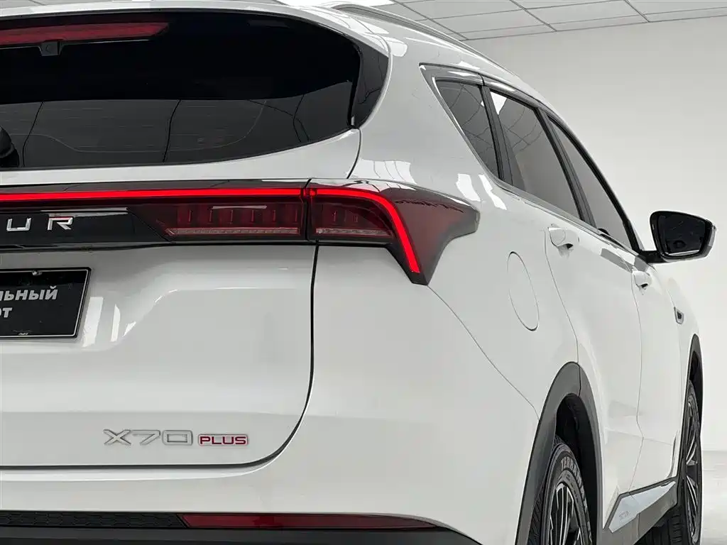 Jetour X70 PLUS 2022 — фото 13