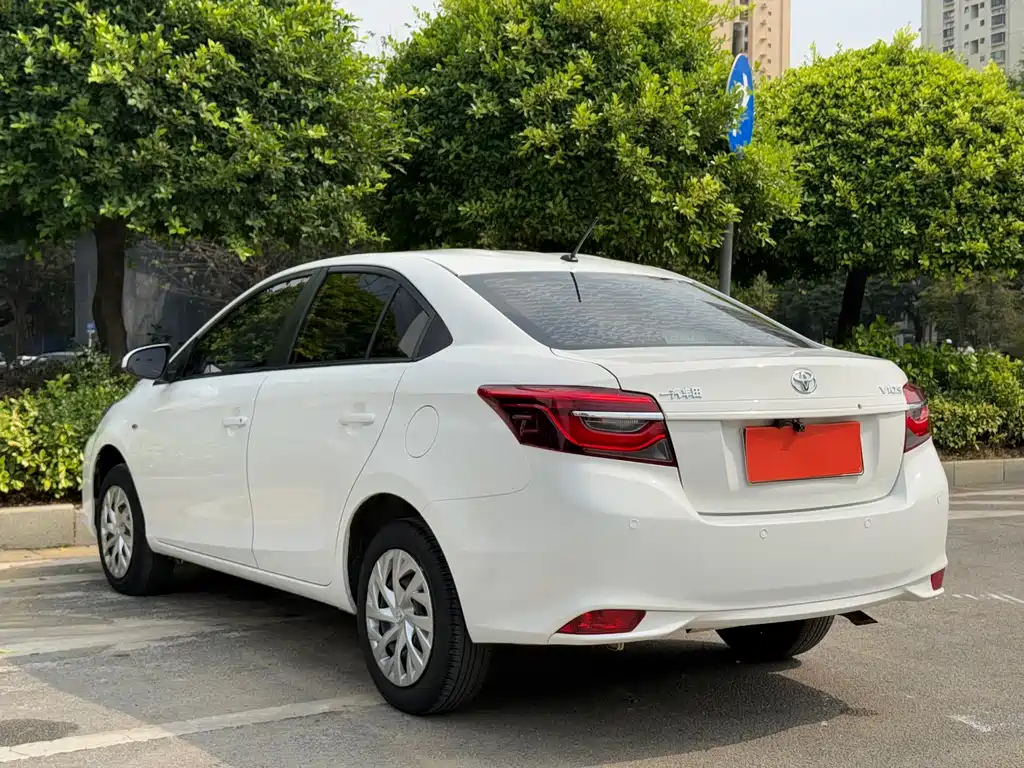 Toyota Vios 2021 — фото 4