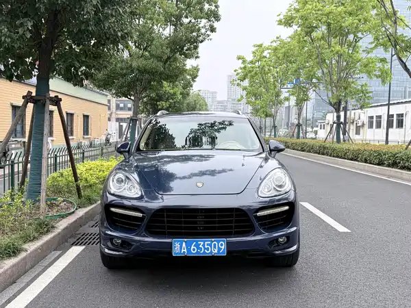 Porsche Cayenne 2012