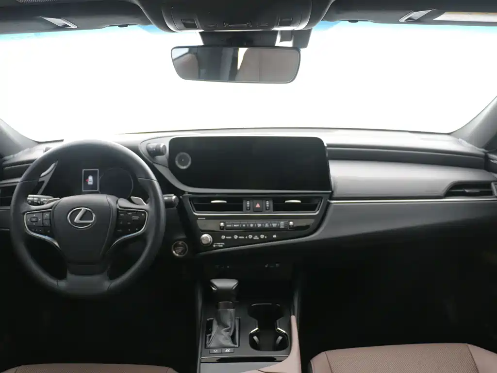 Lexus ES 2023 — фото 10