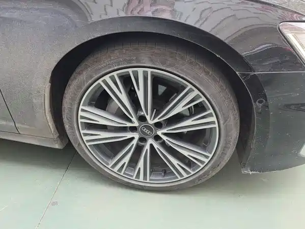 Audi A6L 2024