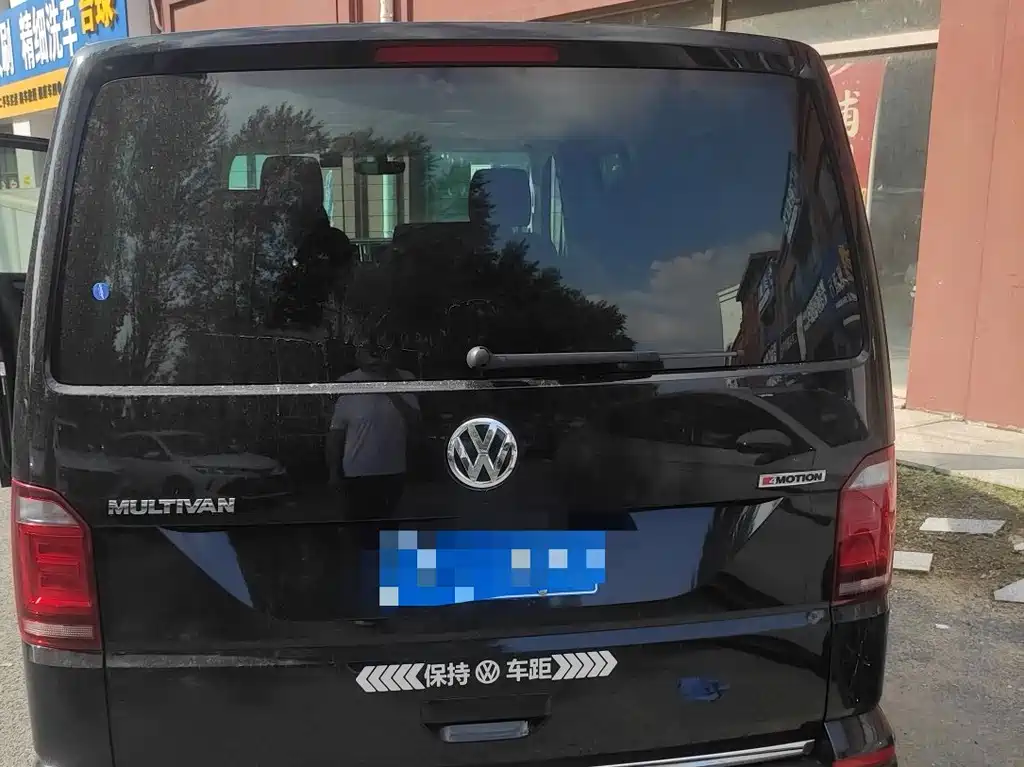 Volkswagen Multivan 2019 — фото 2