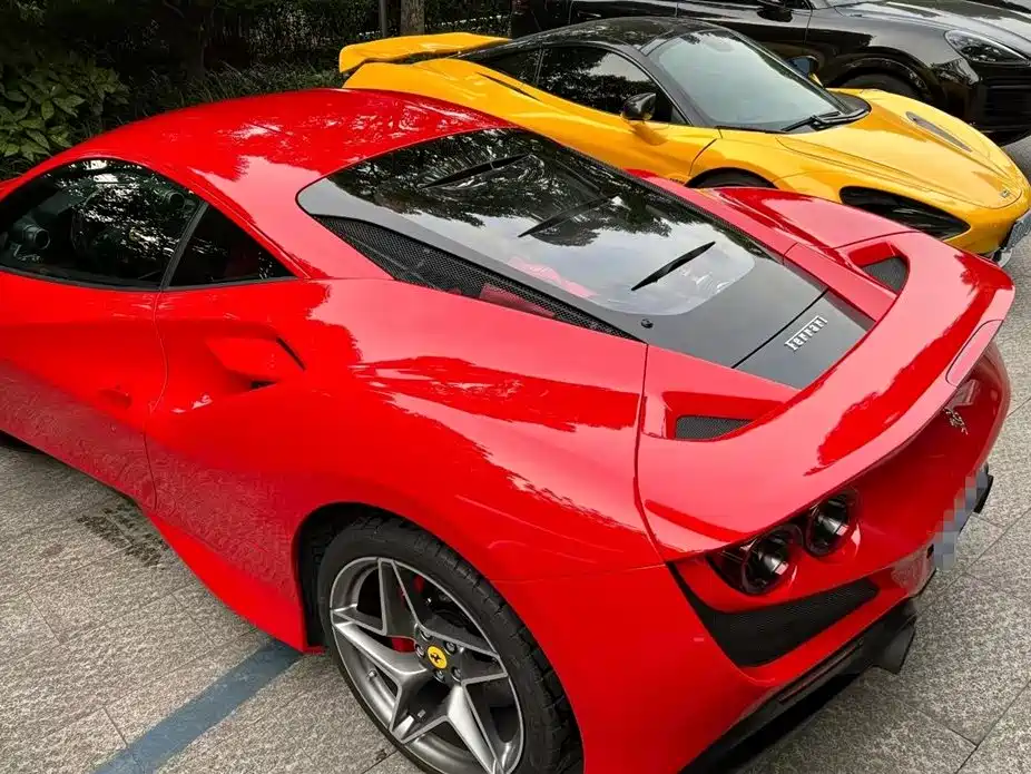 Ferrari F8 2022 — фото 7