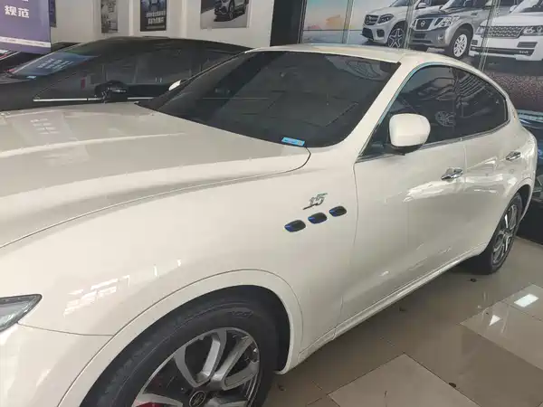 Maserati Levante 2022