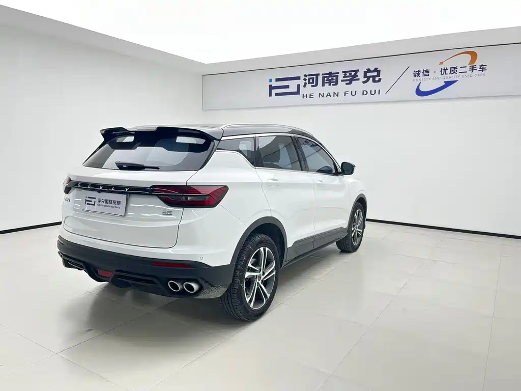 Geely Binyue 2022 — фото 4