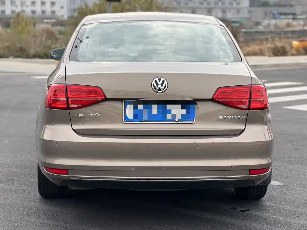 Volkswagen Sagitar 2017 — фото 9