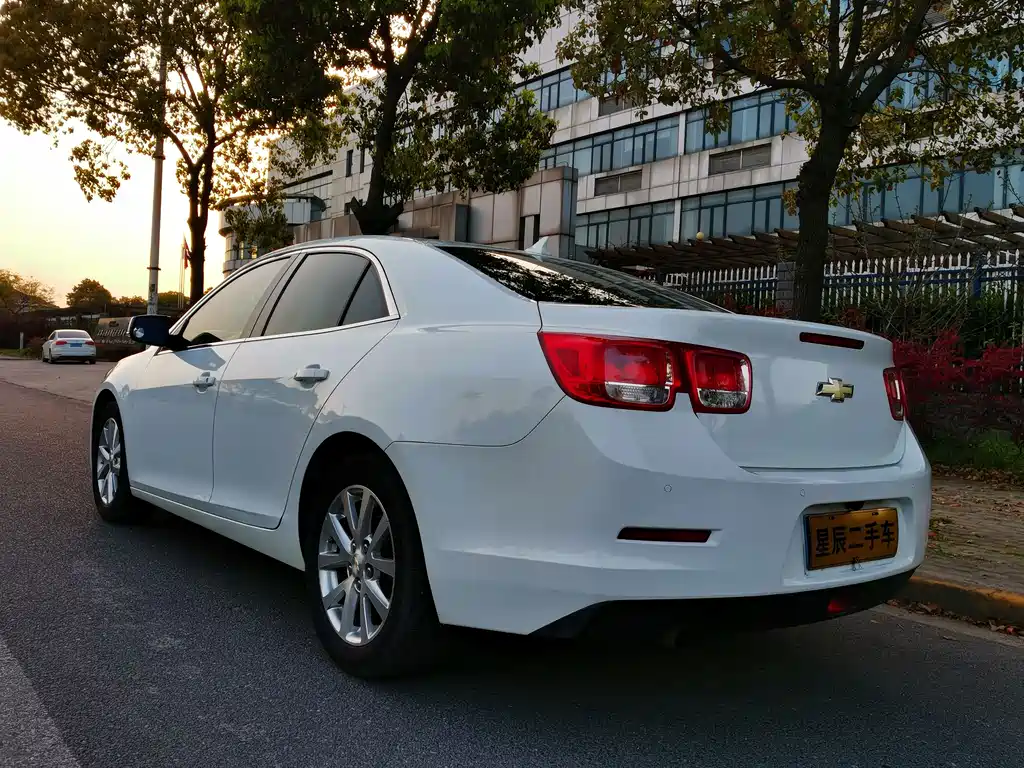 Chevrolet Malibu 2014 — фото 15