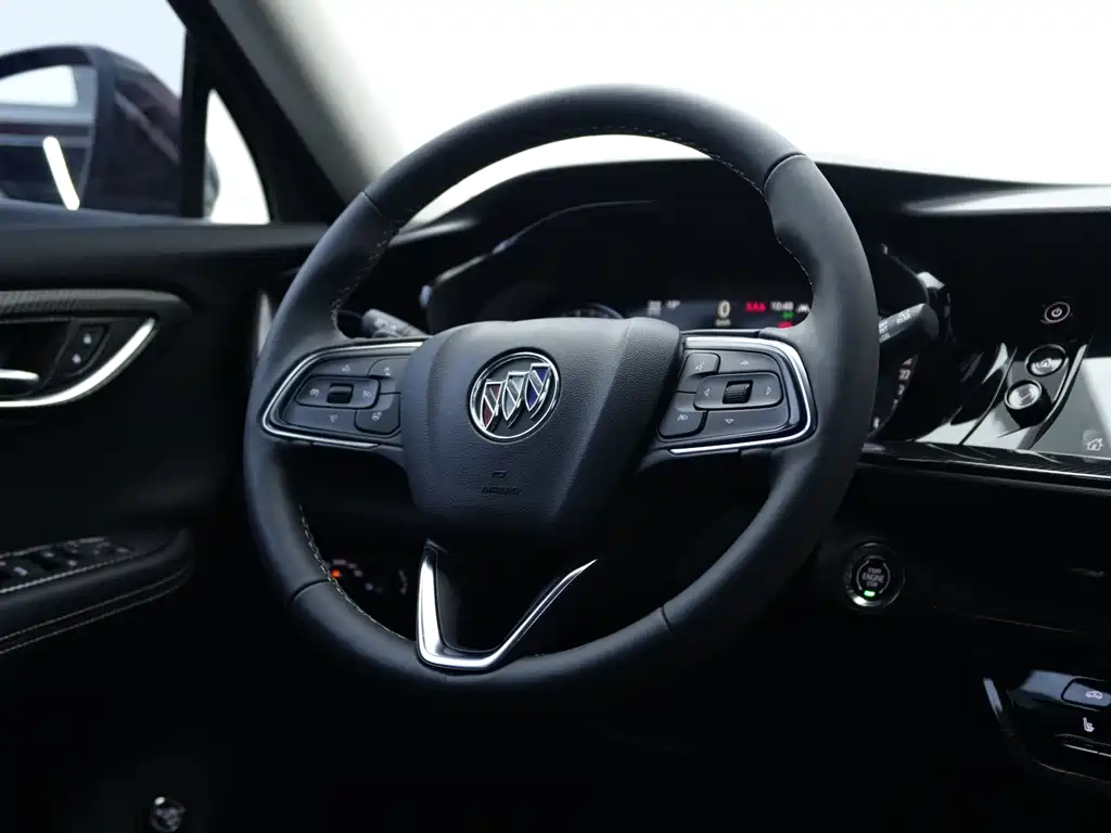 Buick Envision Plus 2024 — фото 13