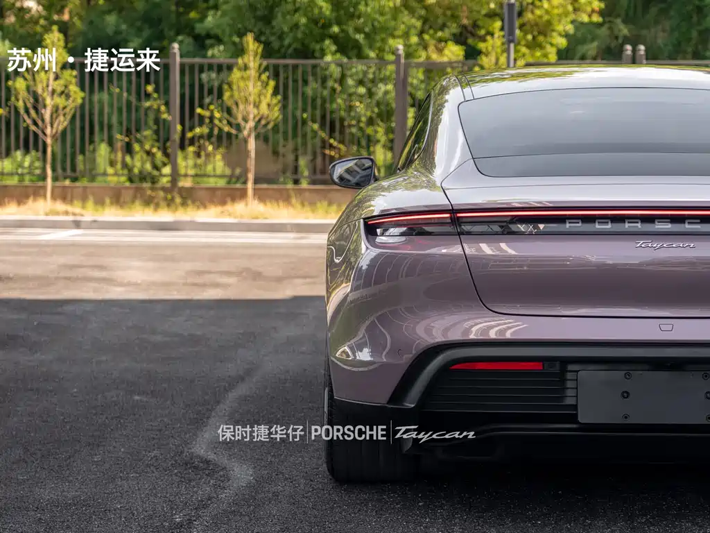 Porsche Taycan 2022 — фото 10