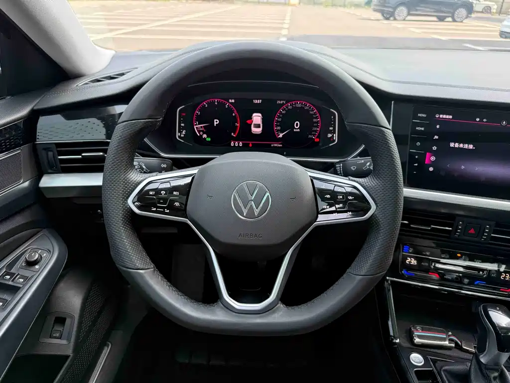 Volkswagen Passat 2022 — фото 10