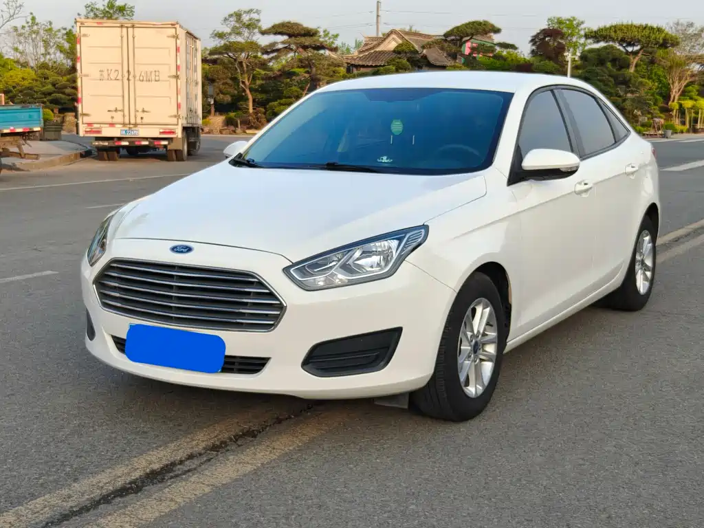 Ford Escort 2021