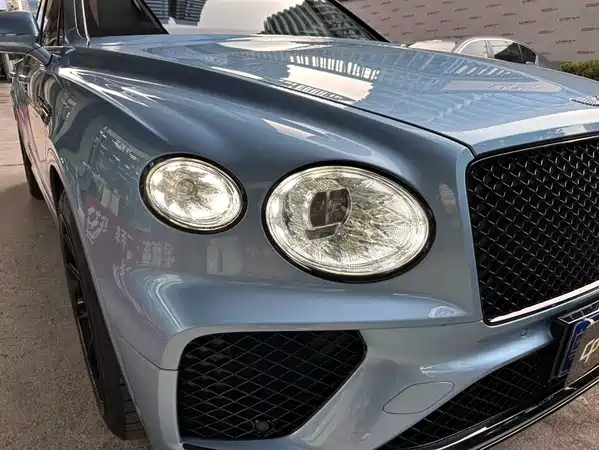Bentley Bentayga 2021