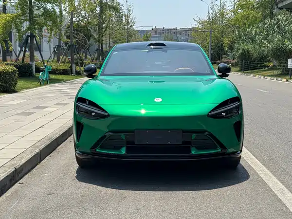 Xiaomi YU7 2025