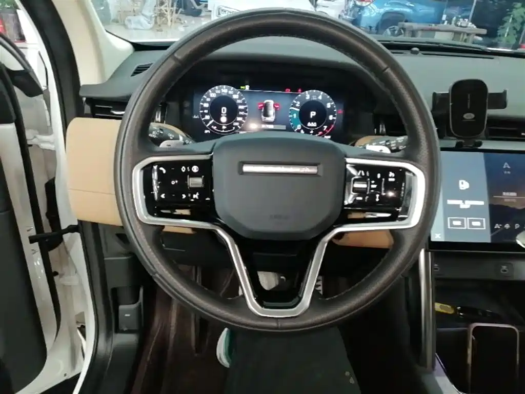 Land Rover Discovery Sport 2025 — фото 11
