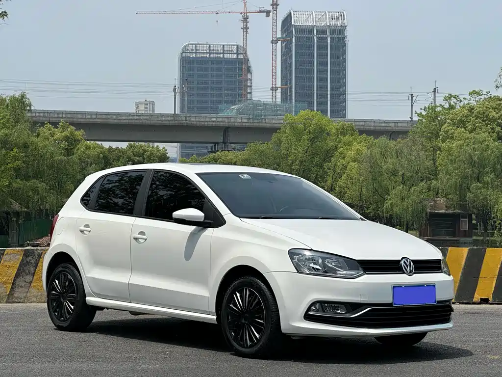 Volkswagen Polo 2017 — фото 3