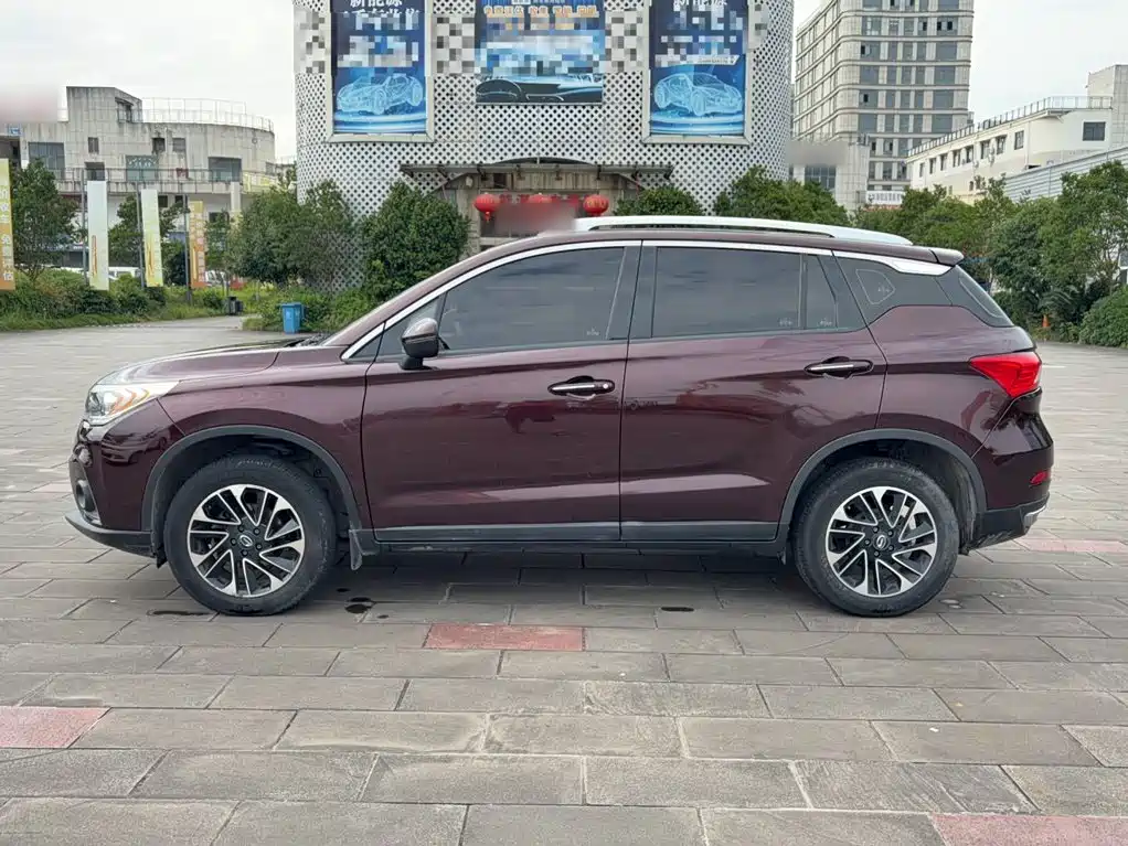 GAC Motor Trumpchi GS4 2016 — фото 24