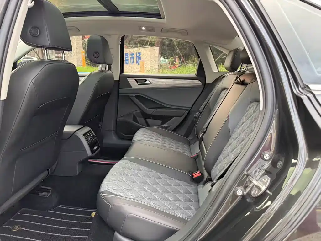 Volkswagen Sagitar 2023