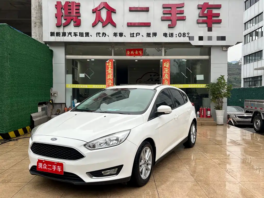 Ford Focus 2017 — фото 1