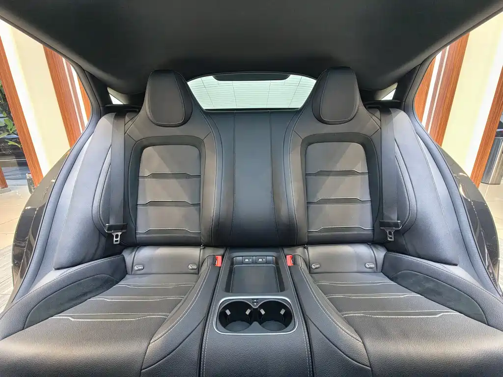 Mercedes-Benz AMG GT 2021 — фото 12